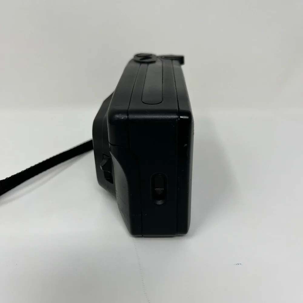 Nikon Nice-Touch Zoom 35mm Film Camera - Powers On / Red Light - FOR PARTS
